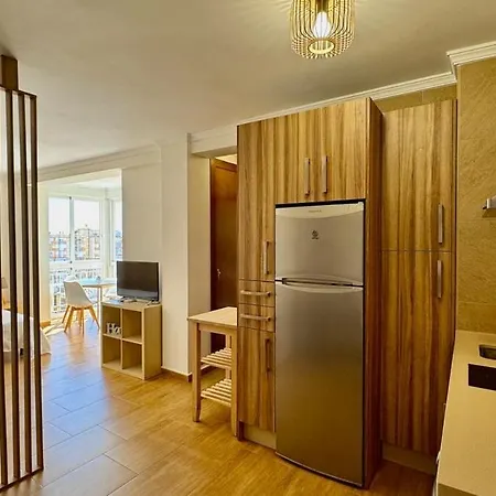 Estudio En Torrox, Piscina, Vistas Al Mar & Diseno Apartment
