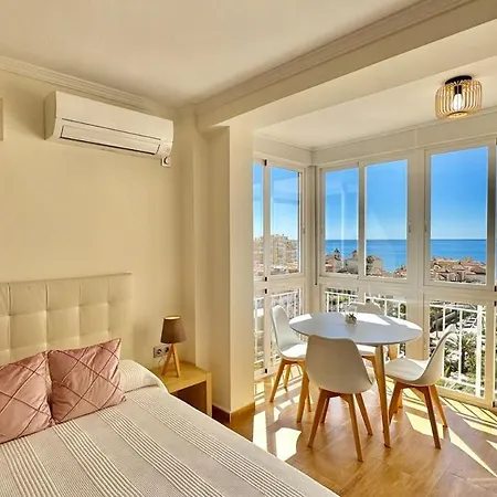 Apartment Estudio En Torrox, Piscina, Vistas Al Mar & Diseno Castillo Bajo